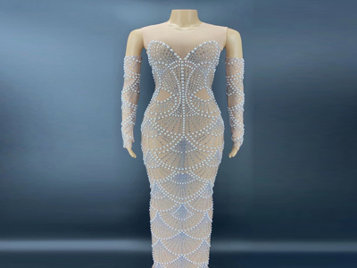 V образные платья которые подчеркнут вашу женственность и элегантность